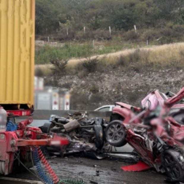 México-Querétaro Registra Carga Vehicular por Accidente y Obras